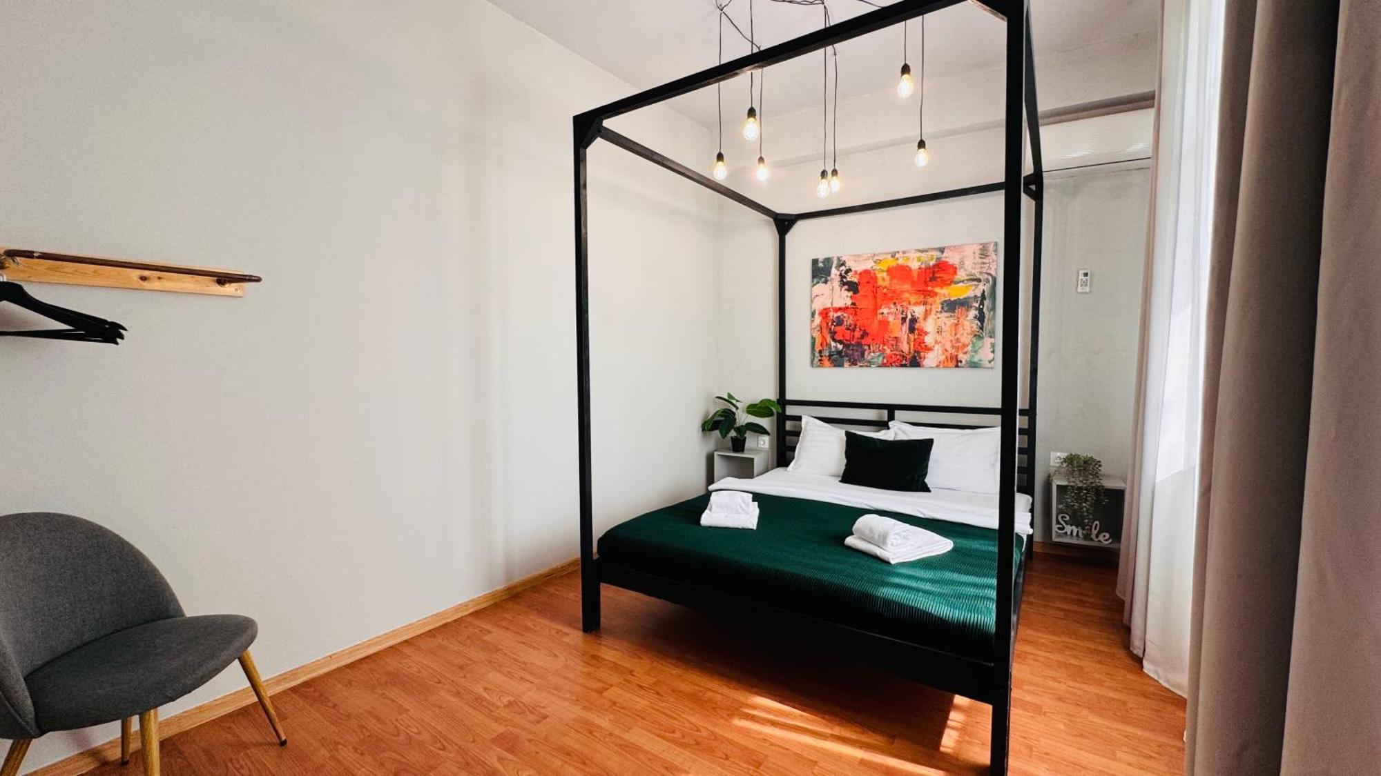 Ideal Home - Spacious & Modern Accommodation Near Unirii Square Bucarest Exterior foto