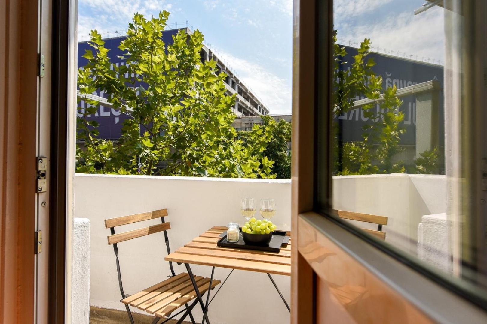 Ideal Home - Spacious & Modern Accommodation Near Unirii Square Bucarest Exterior foto
