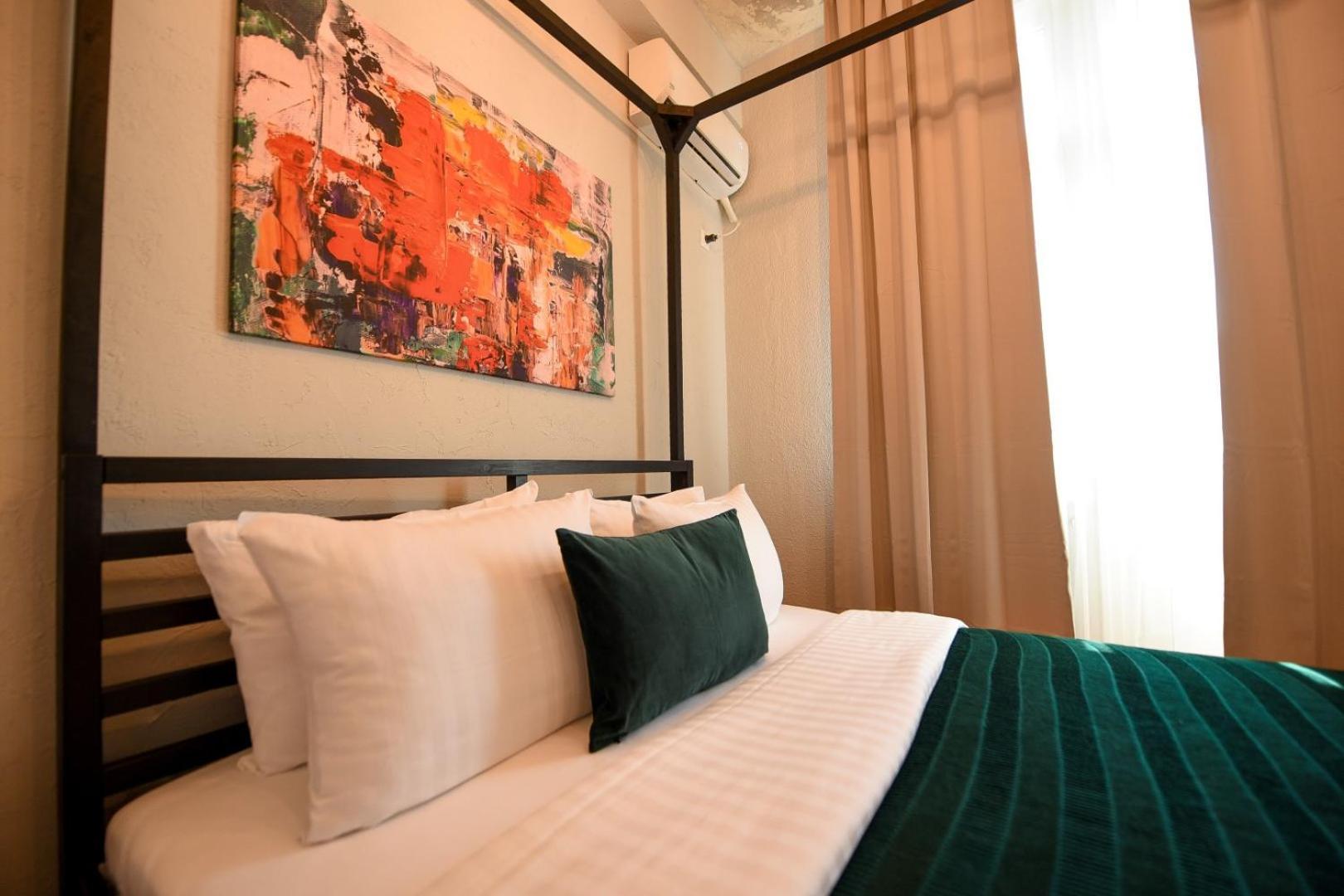 Ideal Home - Spacious & Modern Accommodation Near Unirii Square Bucarest Habitación foto